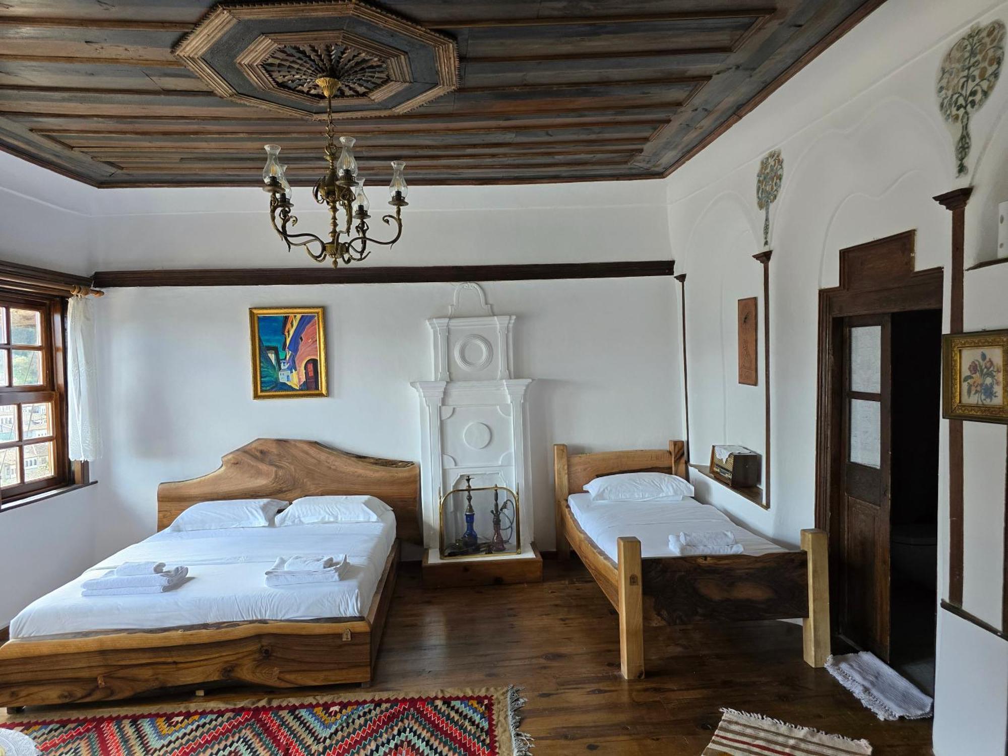 Hotel Ansel Μπεράτ Εξωτερικό φωτογραφία