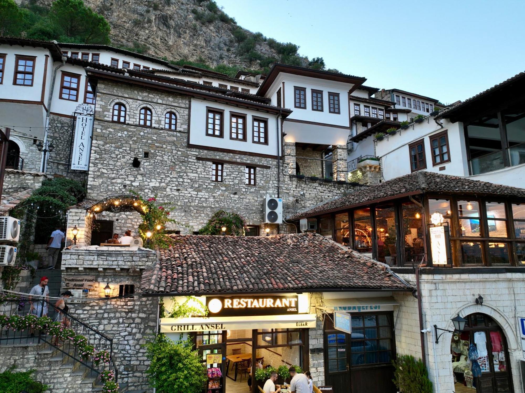Hotel Ansel Μπεράτ Εξωτερικό φωτογραφία
