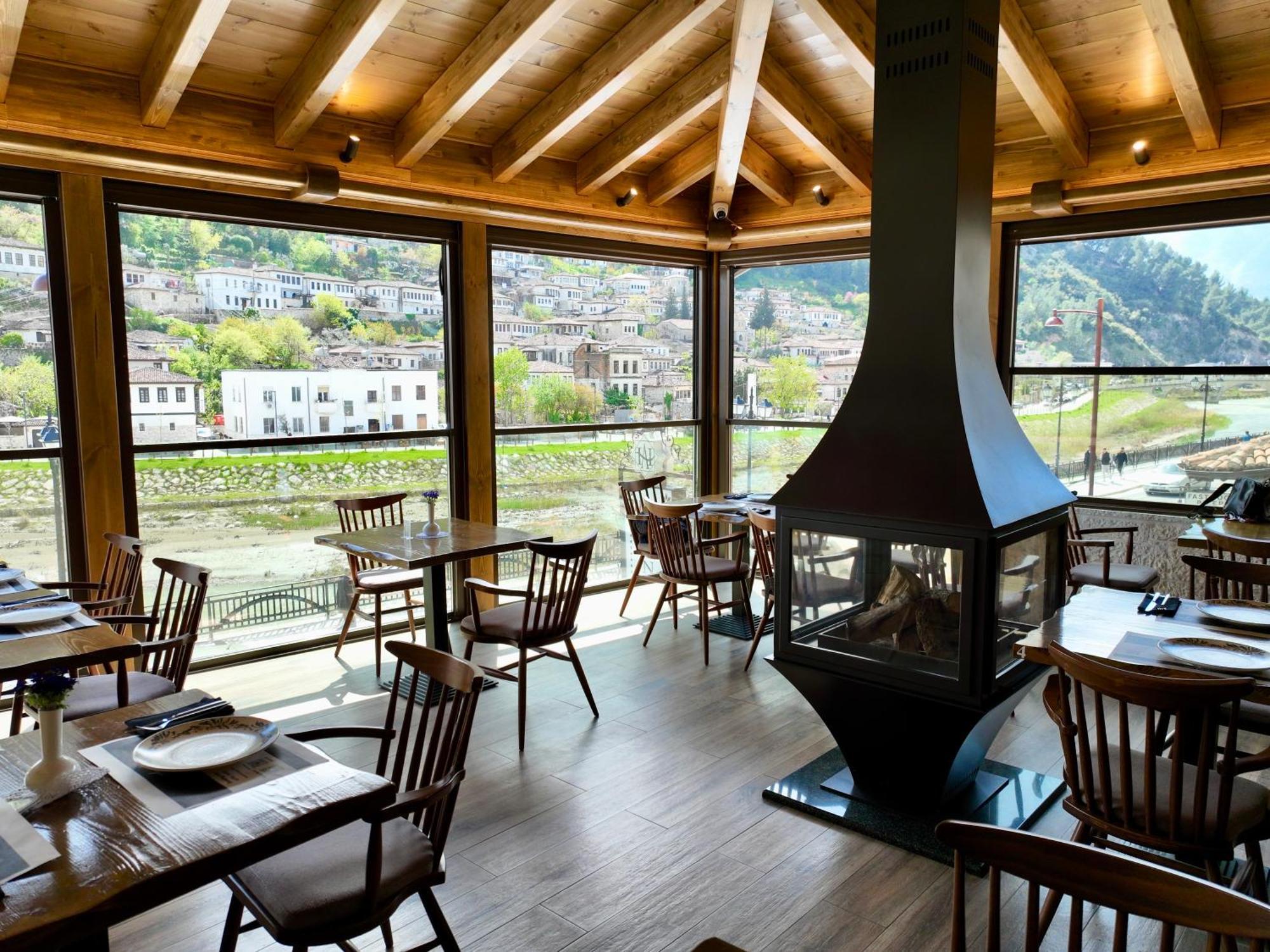 Hotel Ansel Μπεράτ Εξωτερικό φωτογραφία