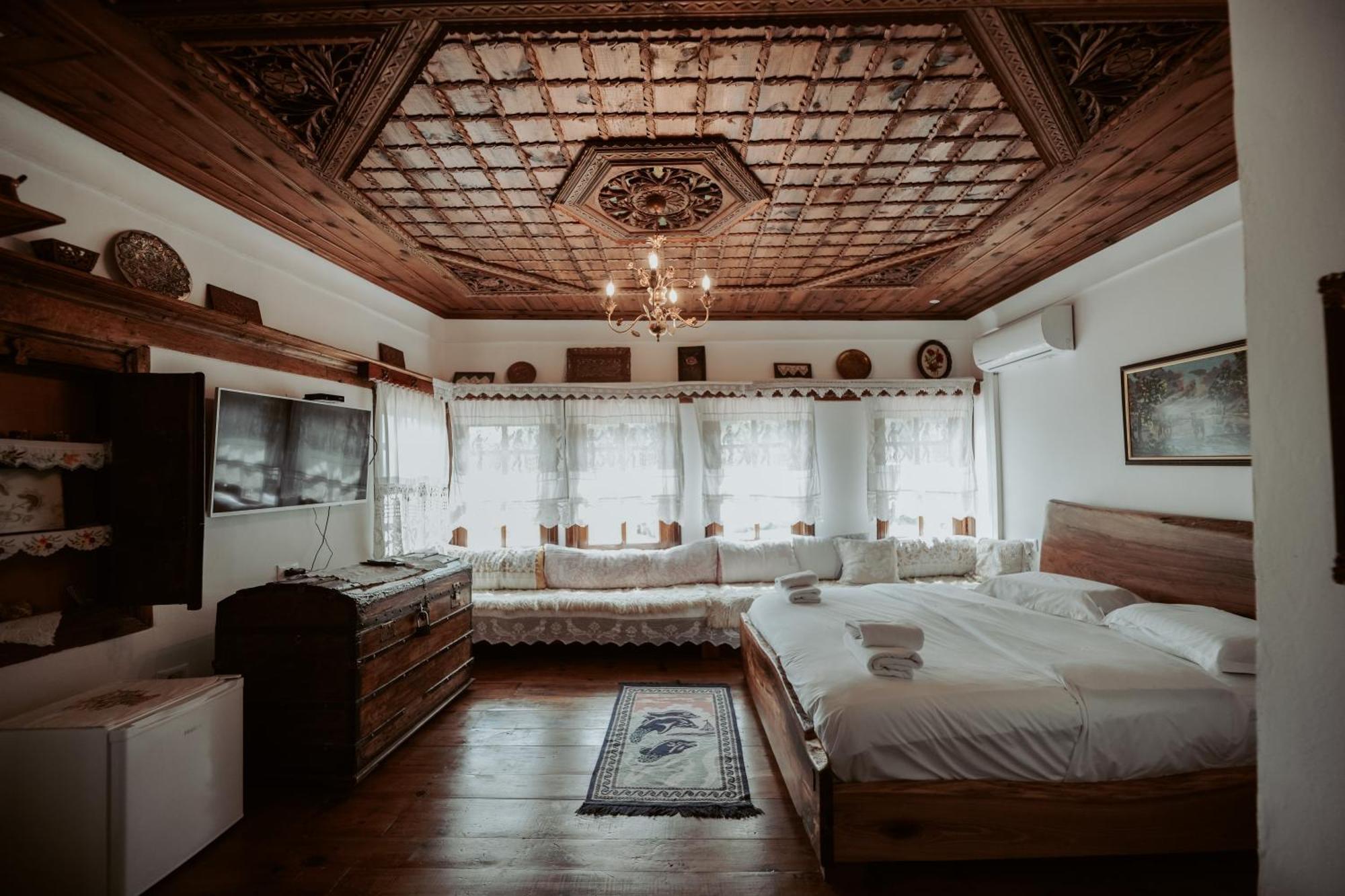 Hotel Ansel Μπεράτ Εξωτερικό φωτογραφία