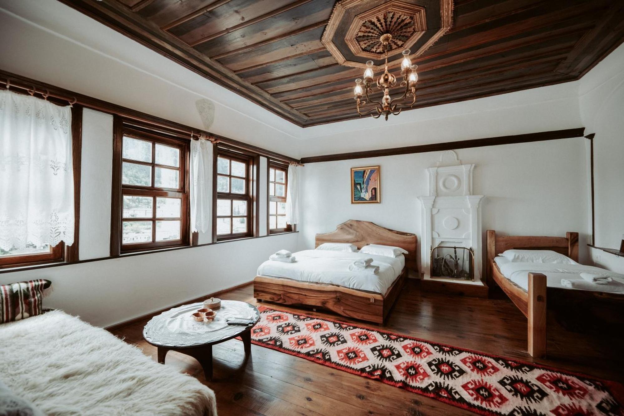 Hotel Ansel Μπεράτ Εξωτερικό φωτογραφία