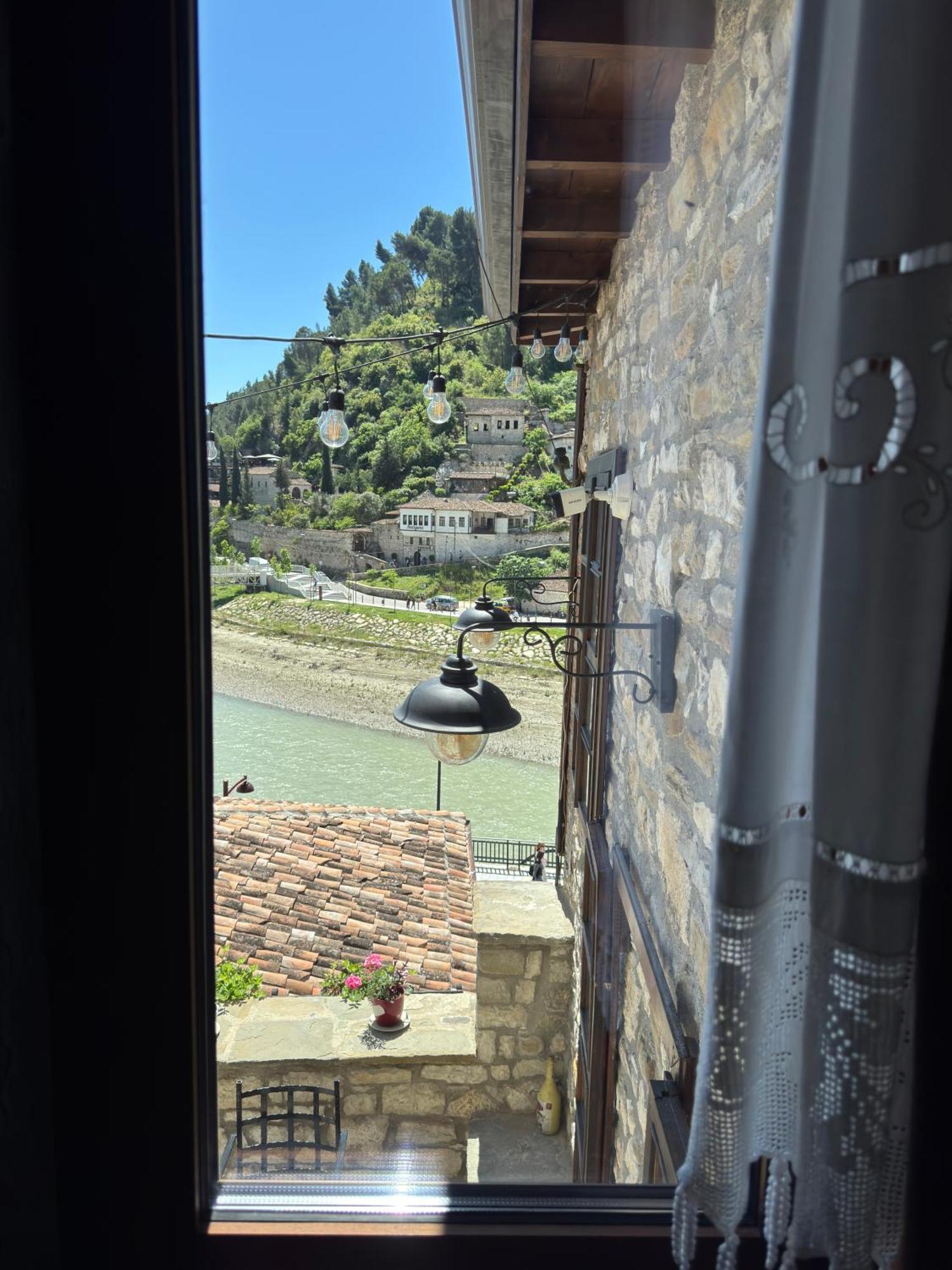 Hotel Ansel Μπεράτ Εξωτερικό φωτογραφία